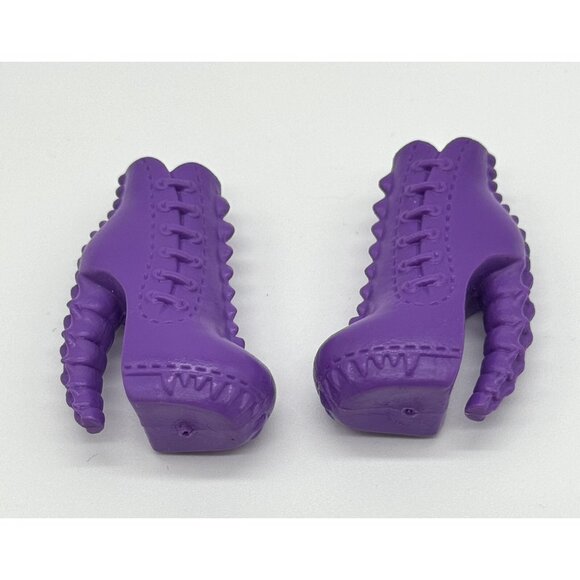 Monster High Freaky Field Trip Clawdeen Wolf Purple Vertebrae Heel Shoes - Picture 2 of 3
